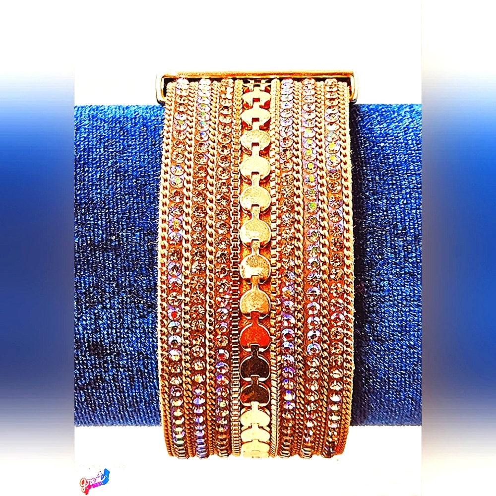 Saachi Rhinestone Cuff - Picture 5 of 7
